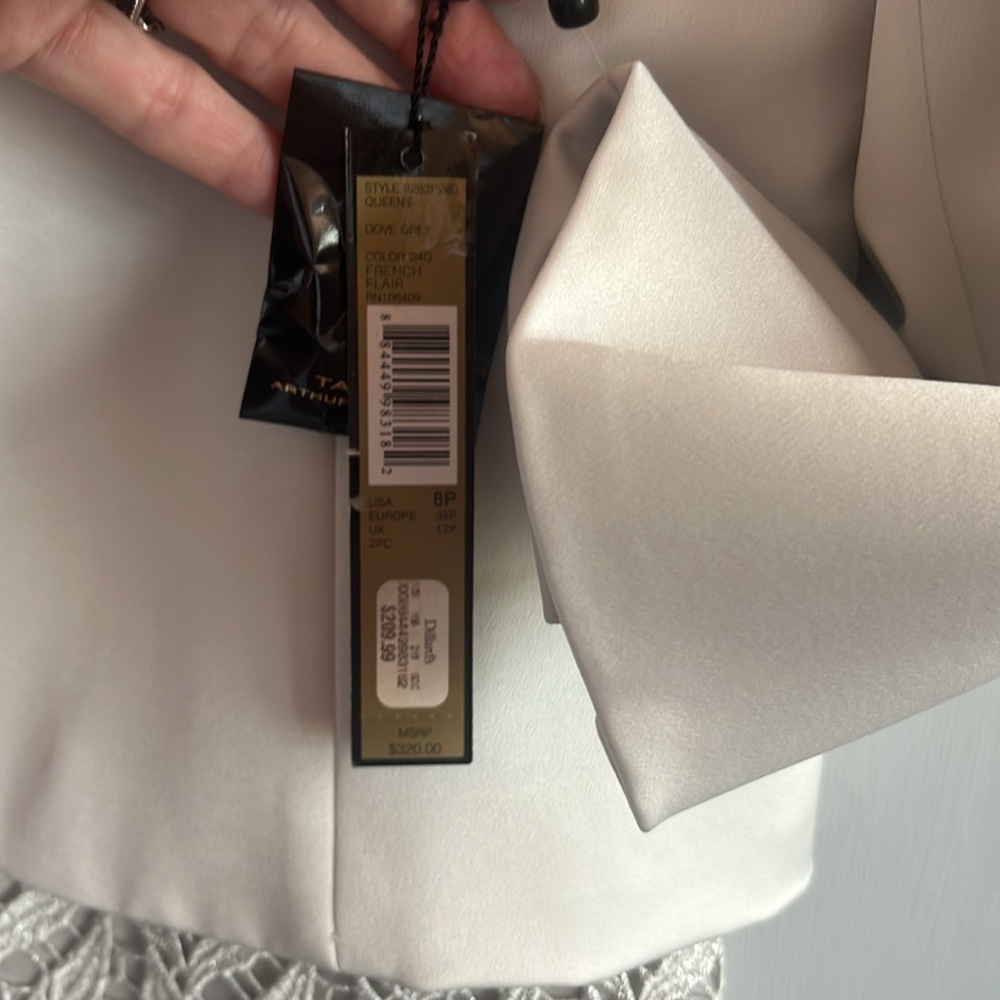 Tahari Gray Formal Suit Lace Sirt Size 8P  NWT - Picture 9 of 16